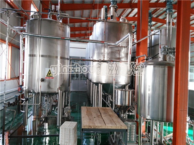 果蔬汁生产线.jpg 果蔬汁生产线.jpg